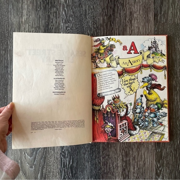 50. Vintage Hard Cover Volume 1 The Sesame Street Library - Picture 12 of 13